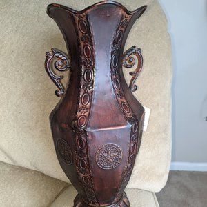 Elegant Expressions Metallic Vase